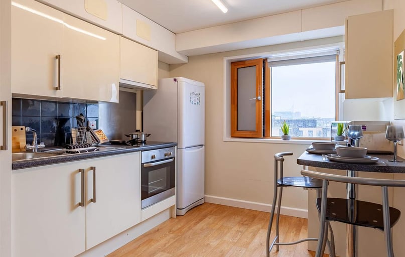 Crown Place, East Reading, Reading - Image 1